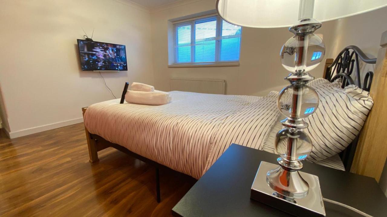 Grand Heights Suites London Eksteriør bilde